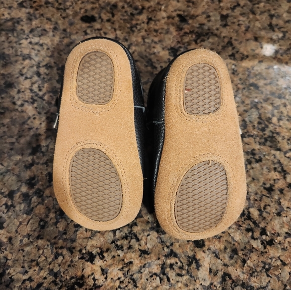 Little Love Bug, Mary Jane, size 4 - Picture 3 of 4